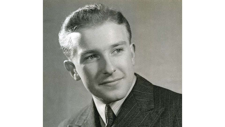 2b John Elliott